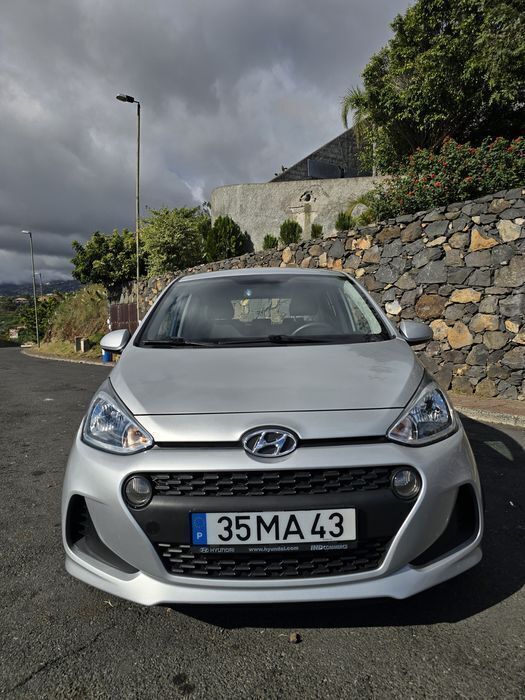 Cinzento claro Usado 2019 Hyundai i10 Citadino | € 10.250 (Bom preço) - Imagem 1/4