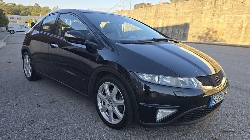 Usado Honda Civic Sport 140 HP (102 kW) 2008 Sedan