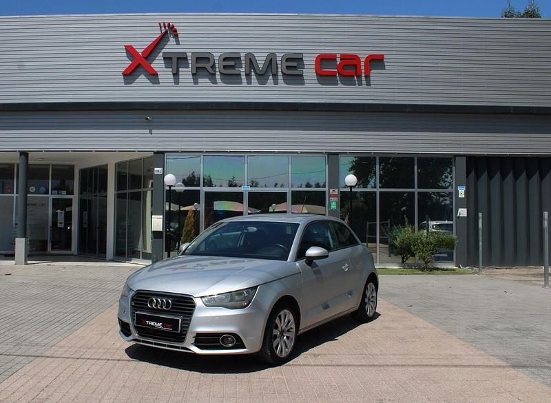 Cinza Usado 2010 Audi A1 Design Citadino | € 9.900 (Preço justo) - Imagem 1/1
