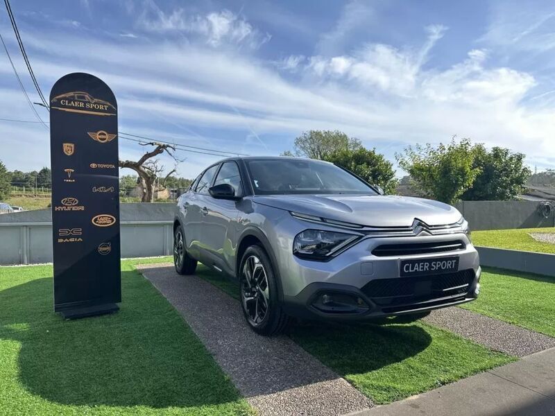 Cinzento Usado 2023 Citroën C4 Feel | € 18.500 (Preço justo) - Imagem 1/4
