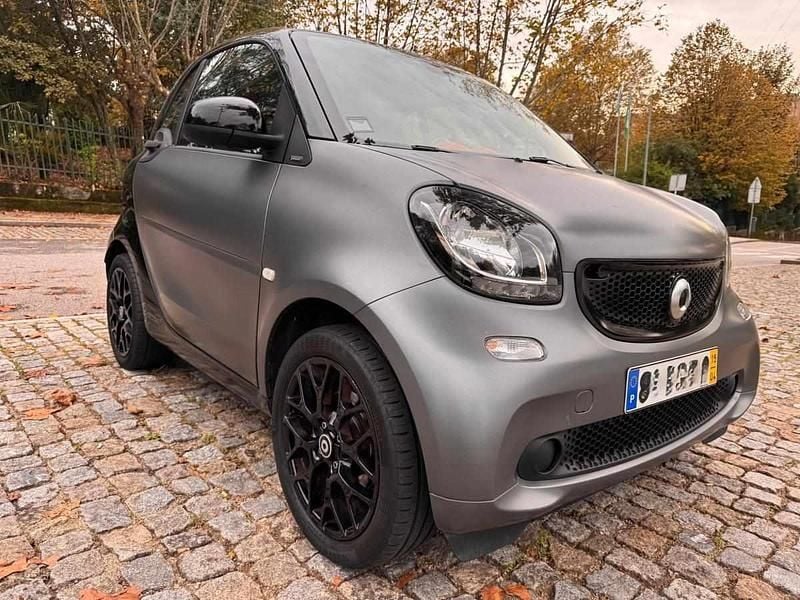 Cinzento Usado 2015 Smart ForTwo Coupé Coupé | € 9.500 (Preço justo) - Imagem 1/4