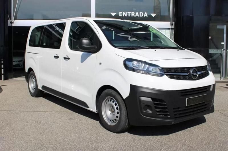 Usado Opel Vivaro Essentia 102 HP (75 kW) 2022 Branco Monovolume