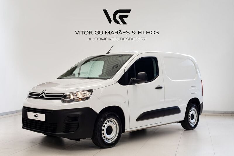 Branco Usado 2023 Citroën Berlingo Monovolume | € 19.990 (Preço elevado) - Imagem 1/4