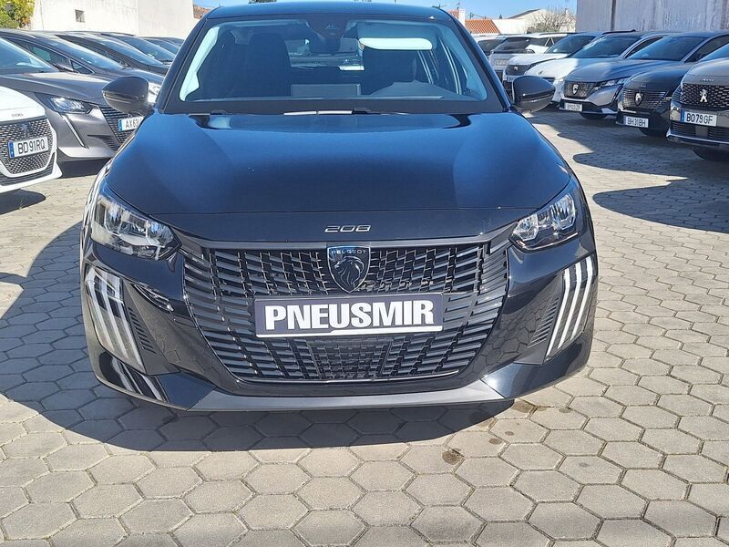 Preto Usado 2024 Peugeot 208 Active Citadino | € 17.750 (Preço justo) - Imagem 1/4