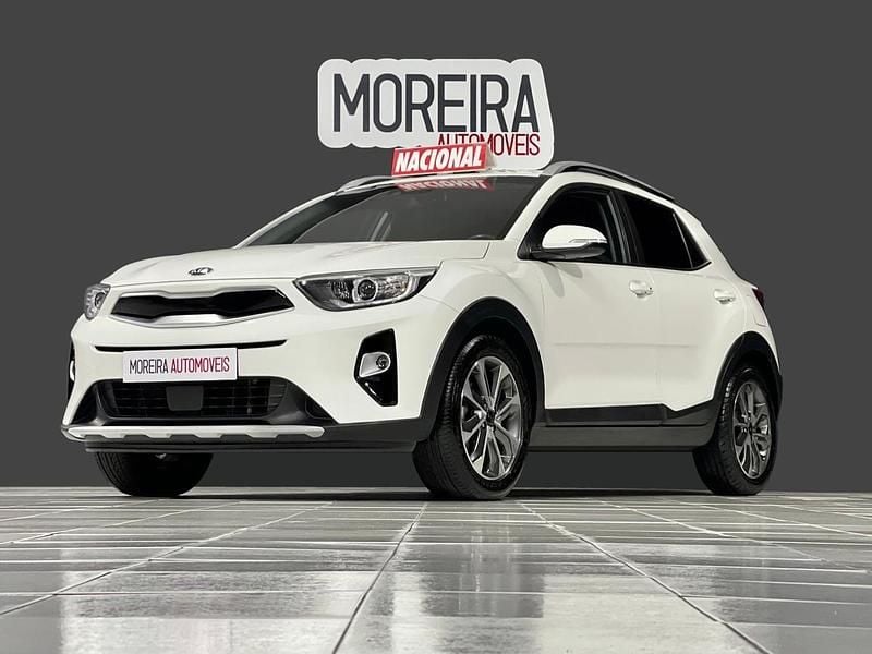 Branco Usado 2019 Kia Stonic SUV | € 14.999 (Preço justo) - Imagem 1/4