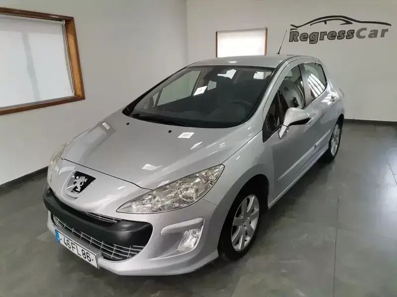 Cinzento Usado 2008 Peugeot 308 | € 5.990 (Bom preço) - Imagem 1/4