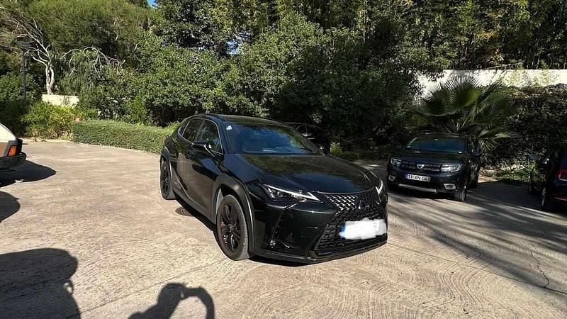 Preto Usado 2022 Lexus UX SUV | € 32.500 - Imagem 1/4