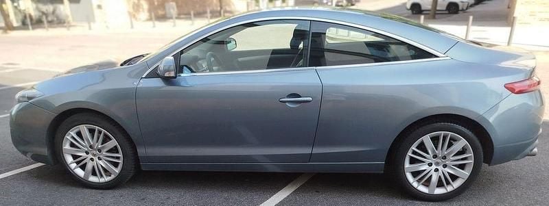 Usado 2008 Renault Laguna III Coupé | € 4.750 - Imagem 1/4