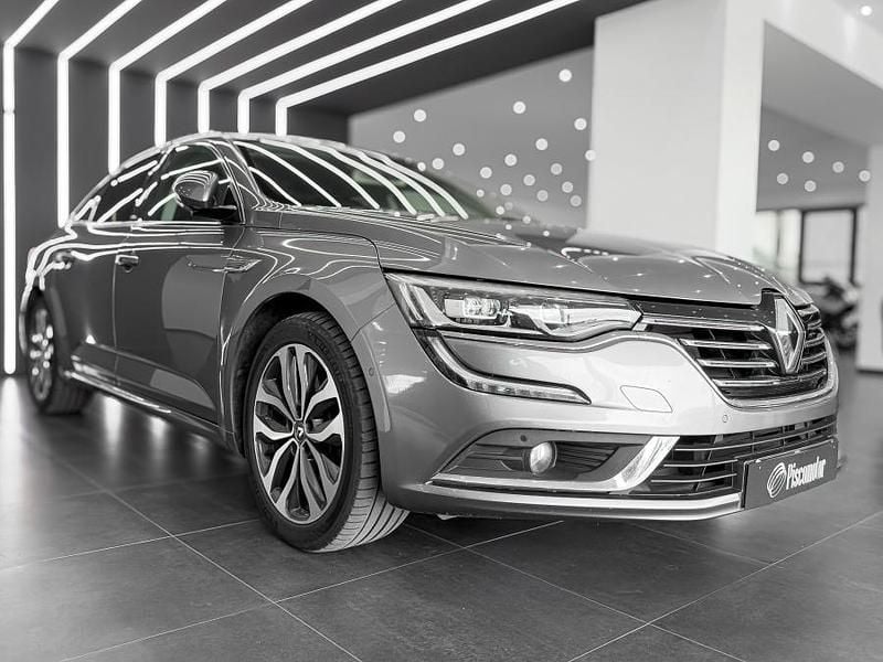 Usado Renault Talisman 160 HP (117 kW) 2016 Cinzento