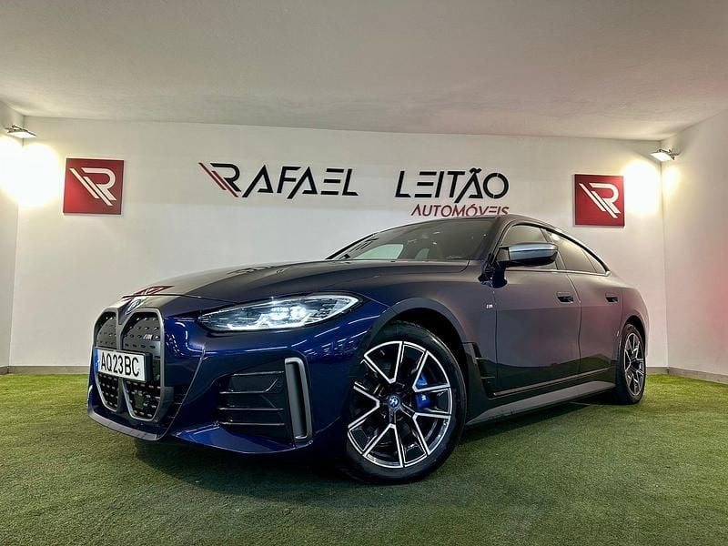 Azul Usado 2022 BMW i4 Sedan | € 44.500 (Preço justo) - Imagem 1/3