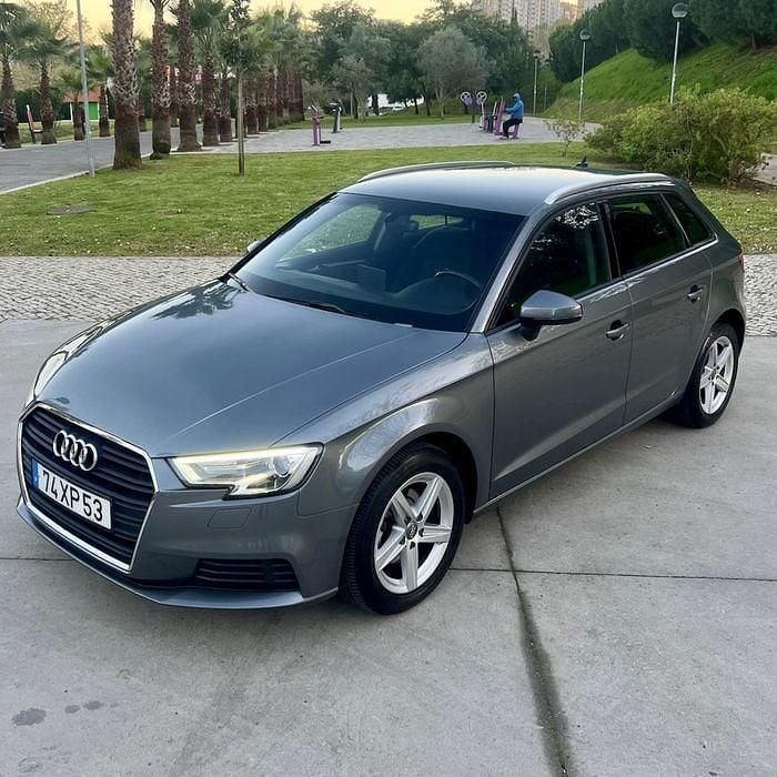 Usado 2019 Audi A3 Sedan | € 15.990 (Bom preço) - Imagem 1/4