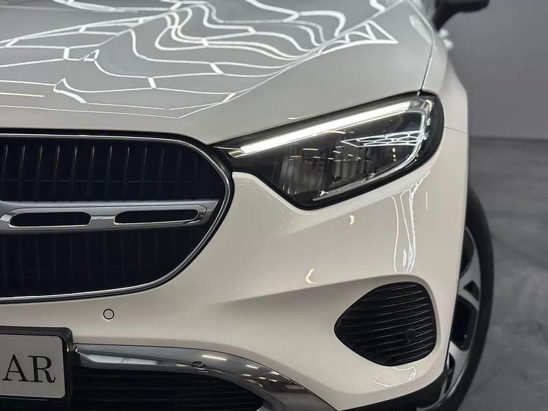 Usado Mercedes GLC300e 313 HP (230 kW) 2024 Branco glaciar SUV