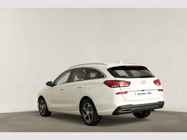 Usado Hyundai i30 Style 120 HP (88 kW) 2024 Branco Carrinha