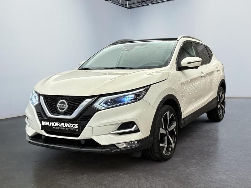 Branco Usado 2018 Nissan Qashqai Tekna SUV | € 14.990 - Imagem 1/4