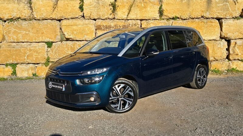 Azul Usado 2021 Citroën Spacetourer Feel Monovolume | € 20.950 - Imagem 1/4