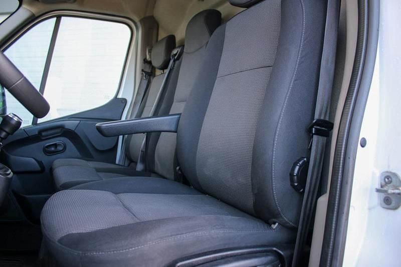 Usado Renault Master 135 HP (99 kW) 2021 Branco