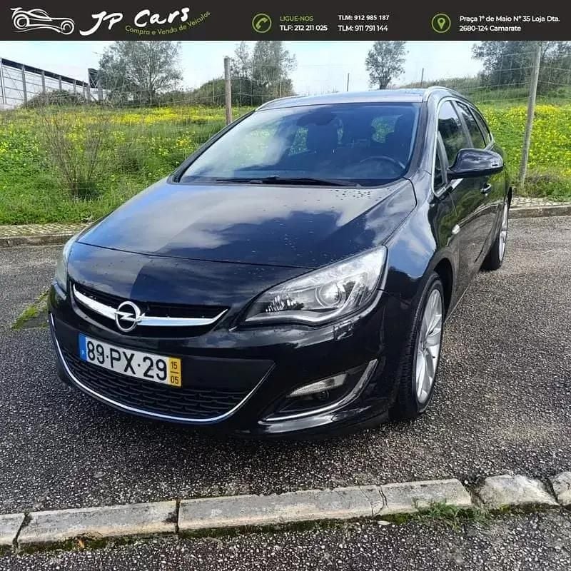 Usado Opel Astra Dynamic 136 HP (100 kW) 2015 Preto Carrinha