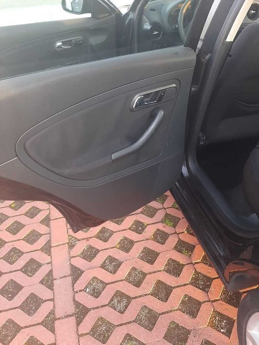 Usado 2005 Seat Ibiza Sedan | € 2.750 - Imagem 1/4