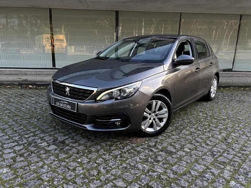Usado Peugeot 308 100 HP (73 kW) 2018 Cinzento