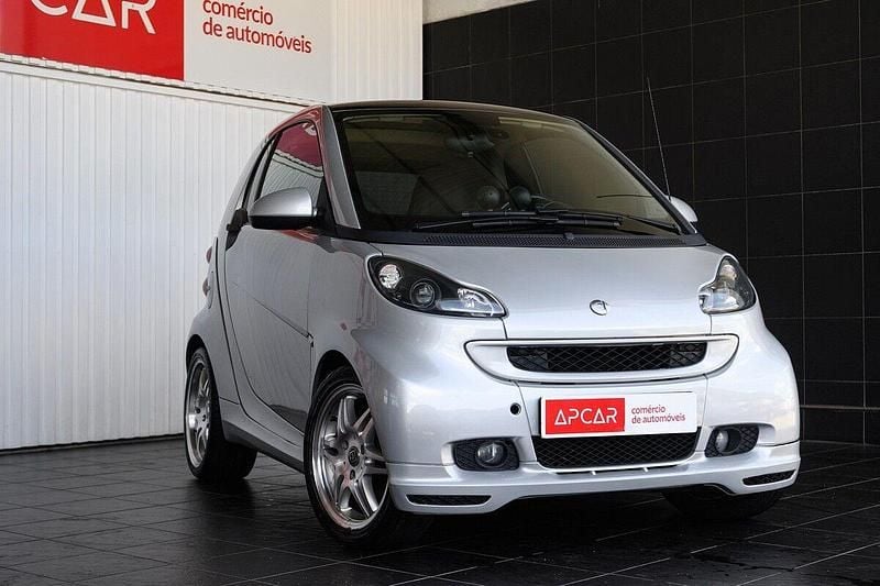 Cinza Usado 2009 Smart ForTwo Coupé Brabus Coupé | € 14.900 - Imagem 1/4