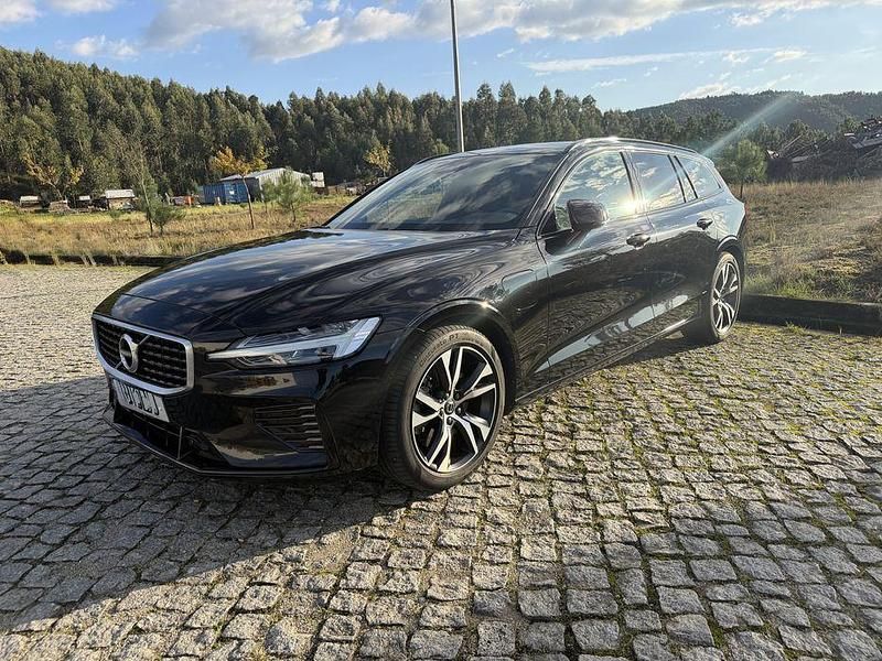 Usado 2020 Volvo V60 R-Design Carrinha | € 30.200 (Preço elevado) - Imagem 1/4