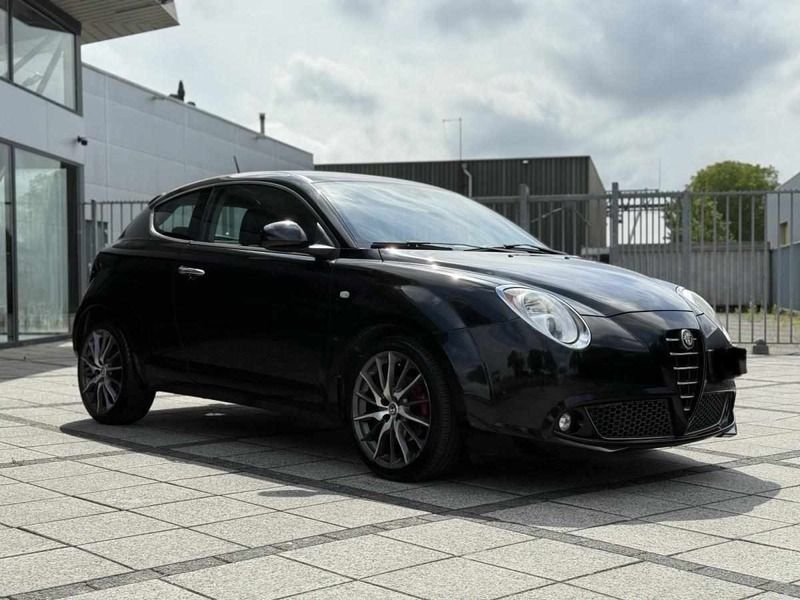 Preto Usado 2013 Alfa Romeo MiTo Citadino | € 8.490 (Preço justo) - Imagem 1/4