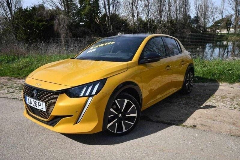 Amarelo Usado 2020 Peugeot e-208 GT-line Citadino | € 18.990 (Super Preço) - Imagem 1/4