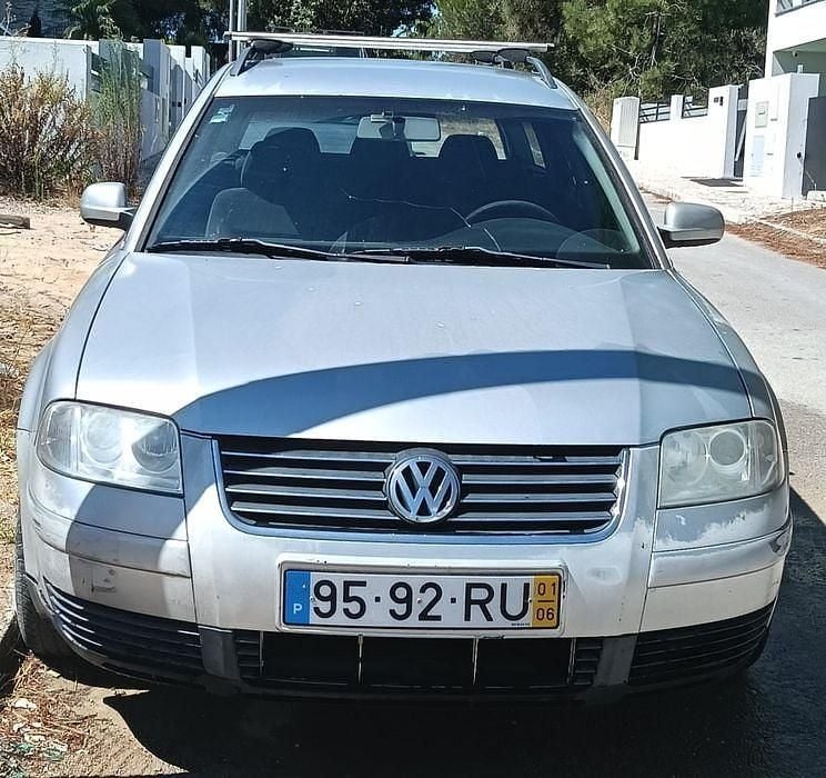 Usado 2001 VW Passat Sedan | € 1.900 (Super Preço) - Imagem 1/4