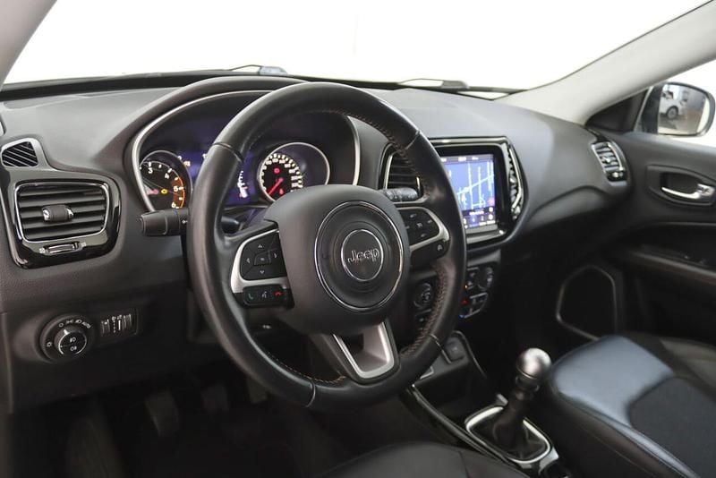 Usado Jeep Compass 120 HP (88 kW) 2020 Branco SUV