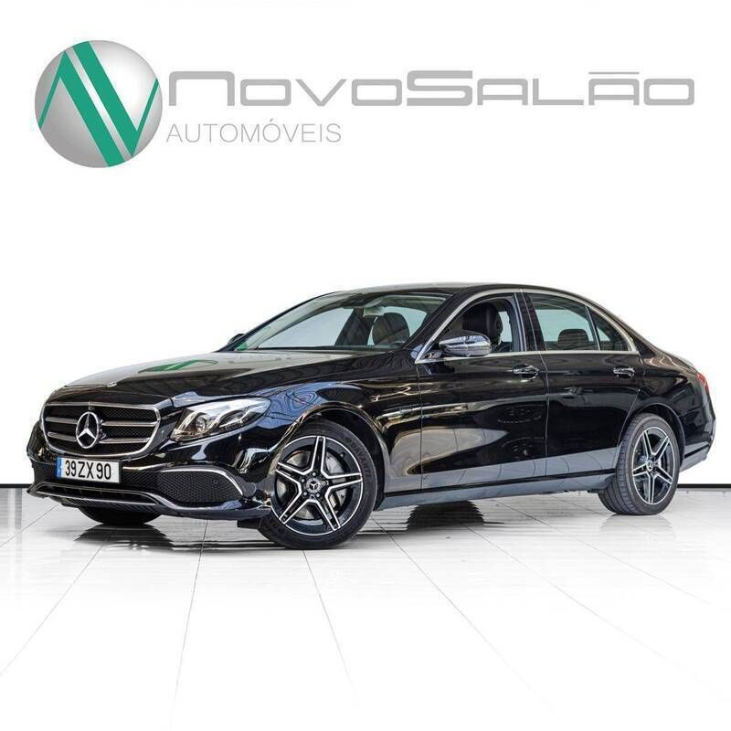 Preto Usado 2020 Mercedes E300 AMG line Sedan | € 33.900 (Preço justo) - Imagem 1/4