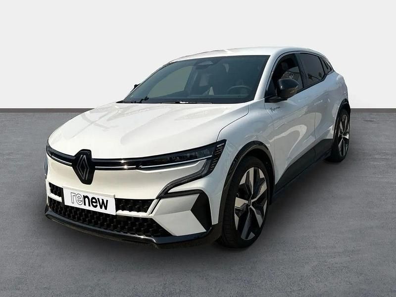Branco Usado 2024 Renault Mégane Komfort SUV | € 38.000 (Preço justo) - Imagem 1/4