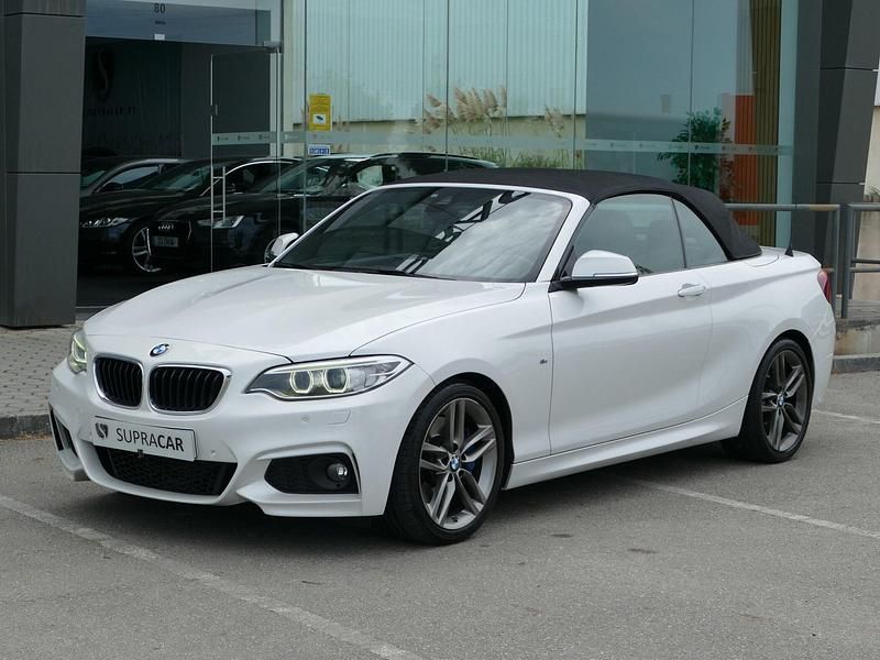 Branco Usado 2015 BMW 220 Efficient Dynamics Cabrios | € 24.990 (Caro) - Imagem 1/4