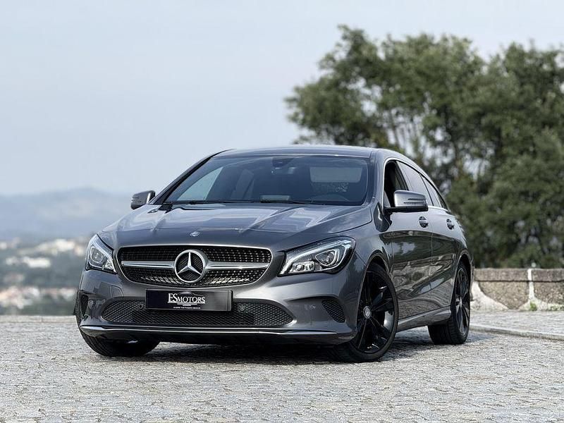 Usado 2016 Mercedes CLA180 Sedan | € 15.975 (Super Preço) - Imagem 1/4
