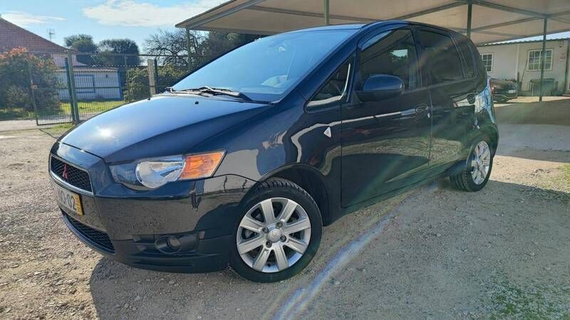 Preto Usado 2013 Mitsubishi Colt Instyle | € 9.500 (Bom preço) - Imagem 1/4