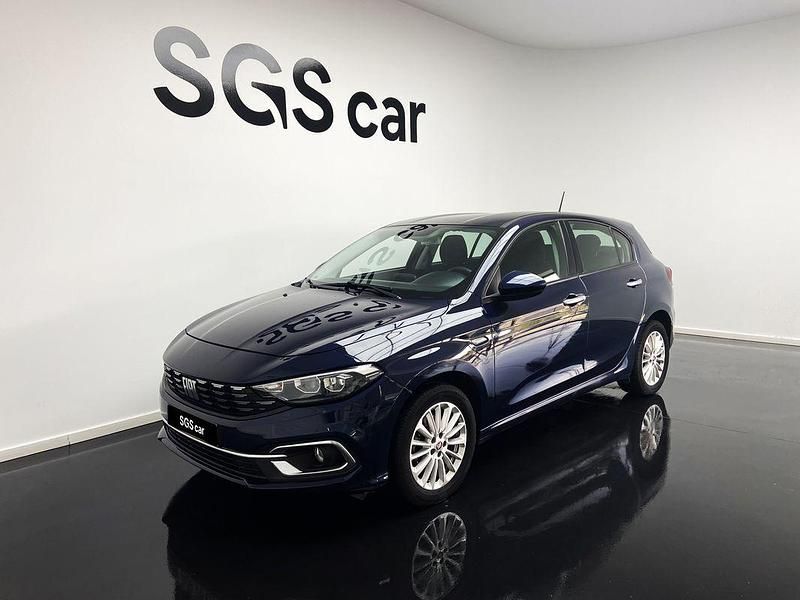 Azul Usado 2022 Fiat Tipo City Life Sedan | € 15.900 (Preço justo) - Imagem 1/4