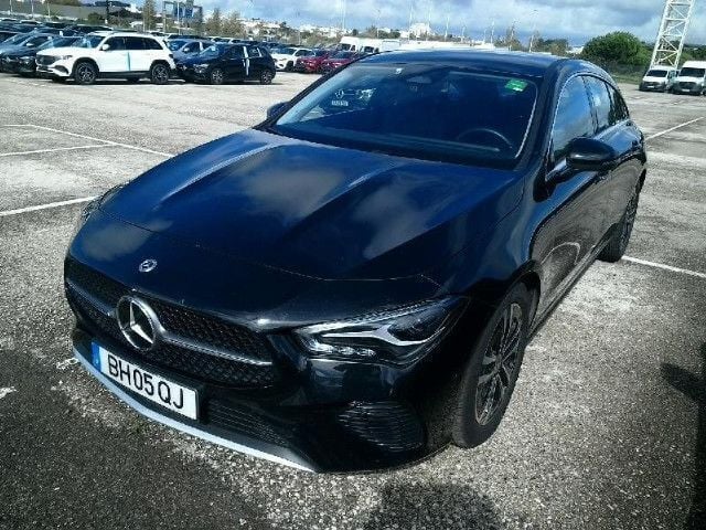 Preto cosmos Usado 2024 Mercedes CLA180 Shooting Brake Carrinha | € 43.900 (Caro) - Imagem 1/4