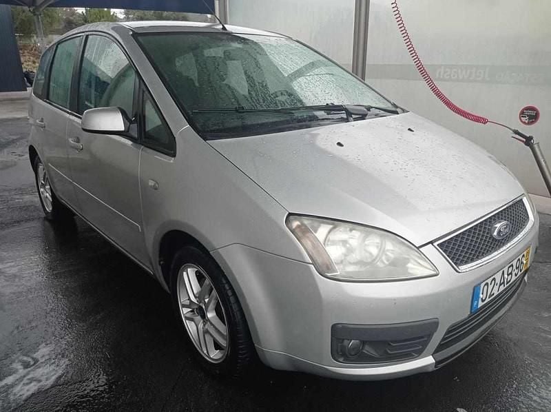 Usado Ford Focus 109 HP (80 kW) 2005 Cinzento Carrinha