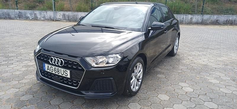 Preto Usado 2021 Audi A1 Advanced Citadino | € 18.950 (Preço justo) - Imagem 1/4
