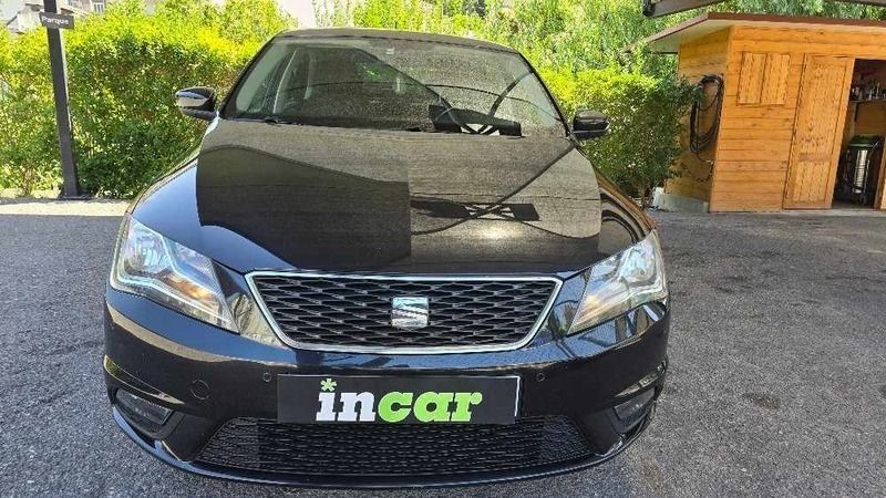 Usado Seat Toledo Style 90 HP (66 kW) 2017 Preto (metalizado) Citadino