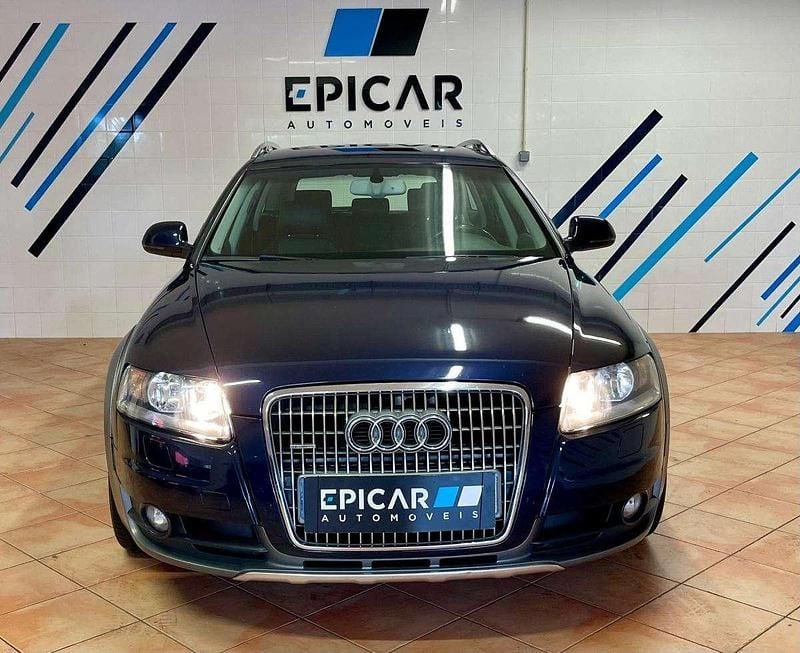 Usado Audi A6 Allroad 190 HP (139 kW) 2010 Azul Carrinha