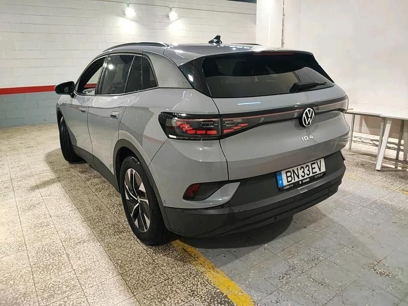 Usado VW ID.4 Pro 210 kW (286 HP) 2024 Cinza SUV