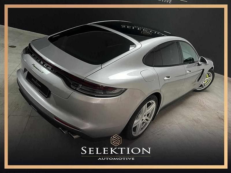 Usado Porsche Panamera 462 HP (339 kW) 2022 Cinzento