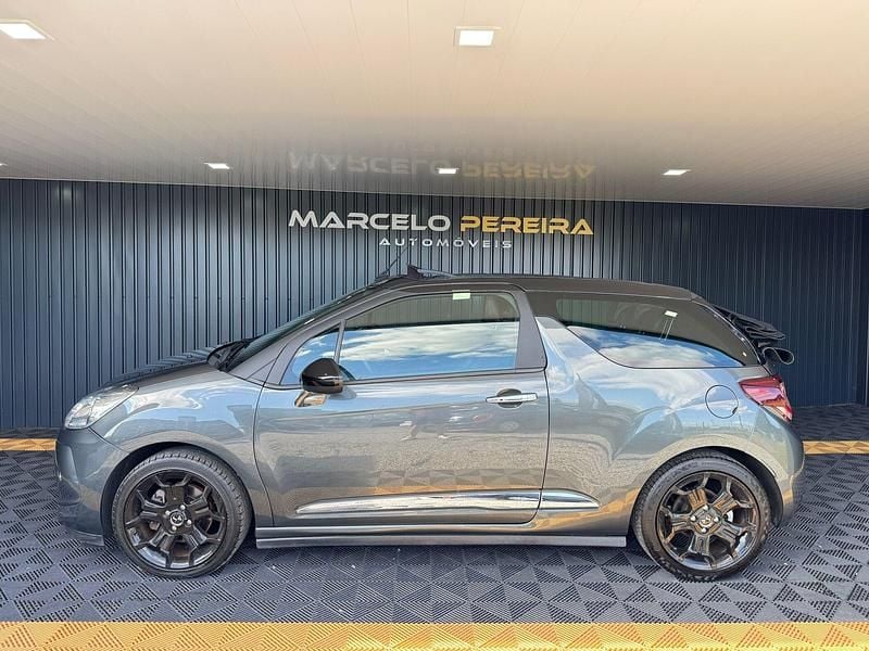 Usado Citroën DS3 Cabriolet Sport Chic 156 HP (114 kW) 2013 Cinza Cabrios