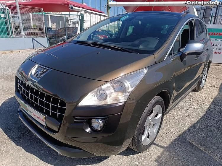 Castanho Usado 2010 Peugeot 3008 Sport SUV | € 7.950 (Bom preço) - Imagem 1/1