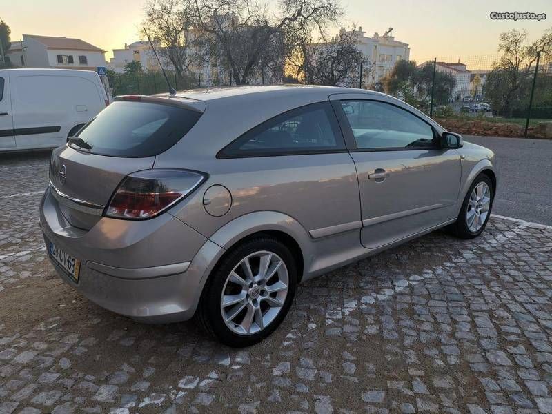 Opel astra gtc sport