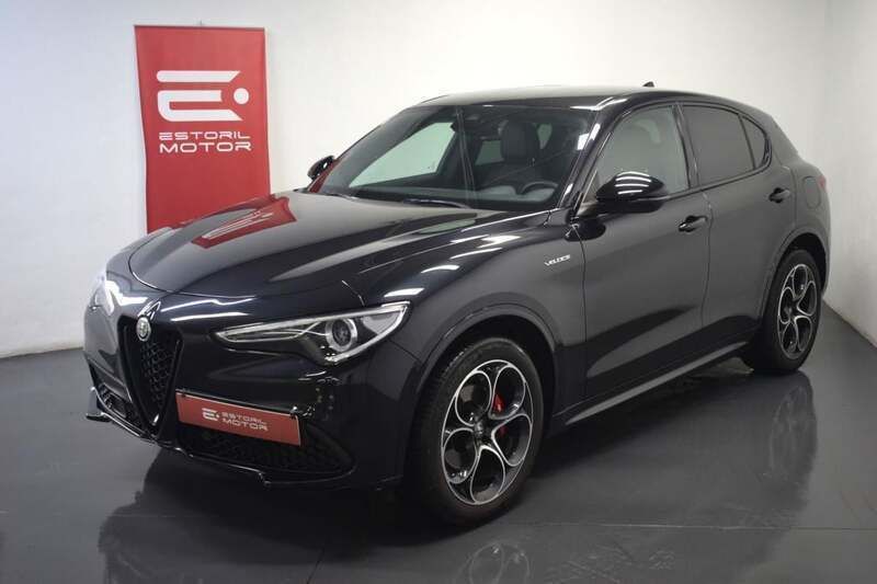 Preto Usado 2022 Alfa Romeo Stelvio Ti SUV | € 47.900 - Imagem 1/4