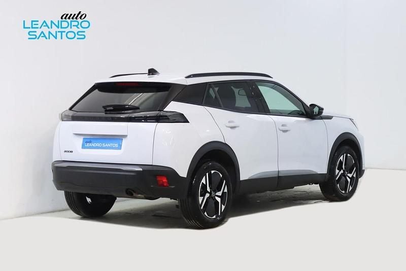 Usado Peugeot 2008 100 HP (73 kW) 2025 Branco SUV