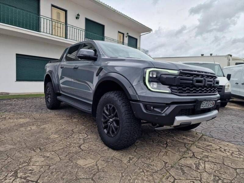 Cinzento Usado 2024 Ford Ranger Pickup | € 58.000 - Imagem 1/4
