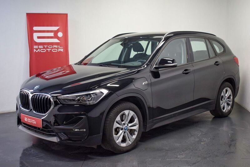 Cinza Usado 2022 BMW X1 SUV | € 27.500 (Bom preço) - Imagem 1/4