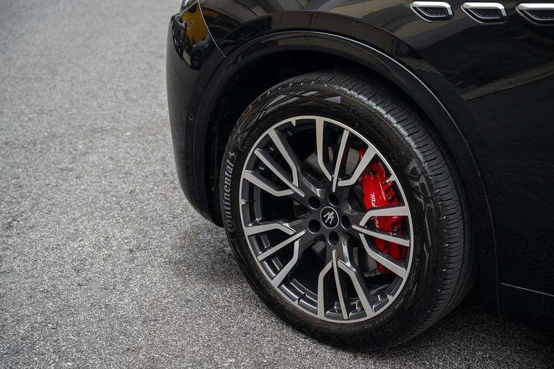 Usado Maserati Grecale 300 HP (220 kW) 2022 Preto SUV